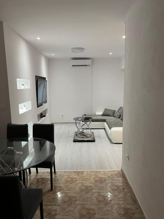 Apartments Pelja Trogir Exterior foto